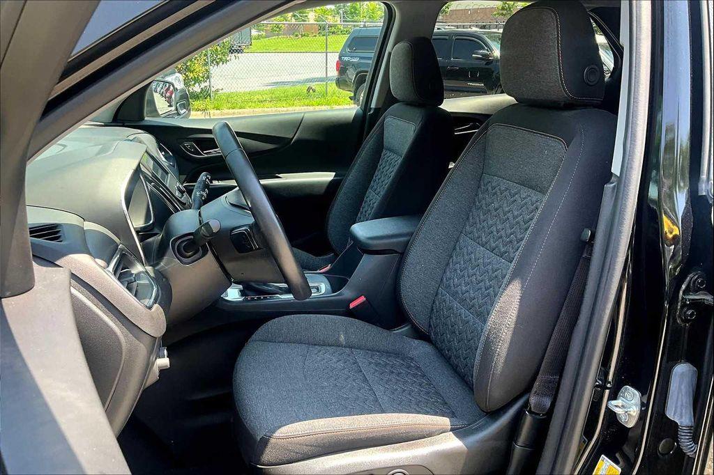used 2022 Chevrolet Equinox car, priced at $22,641
