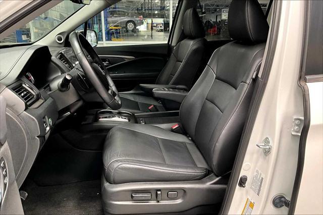 used 2022 Honda Pilot car, priced at $34,422