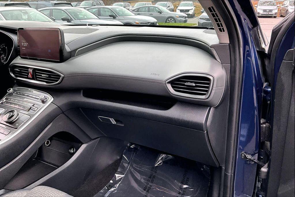 used 2023 Hyundai Santa Fe car, priced at $20,000