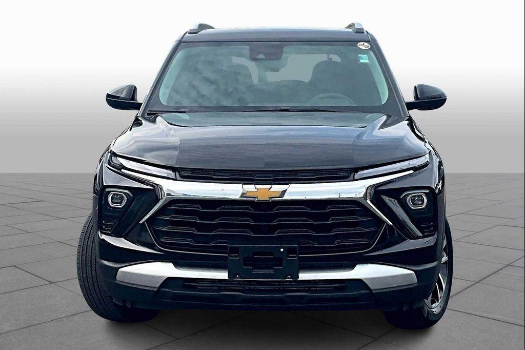 used 2025 Chevrolet TrailBlazer car, priced at $26,304