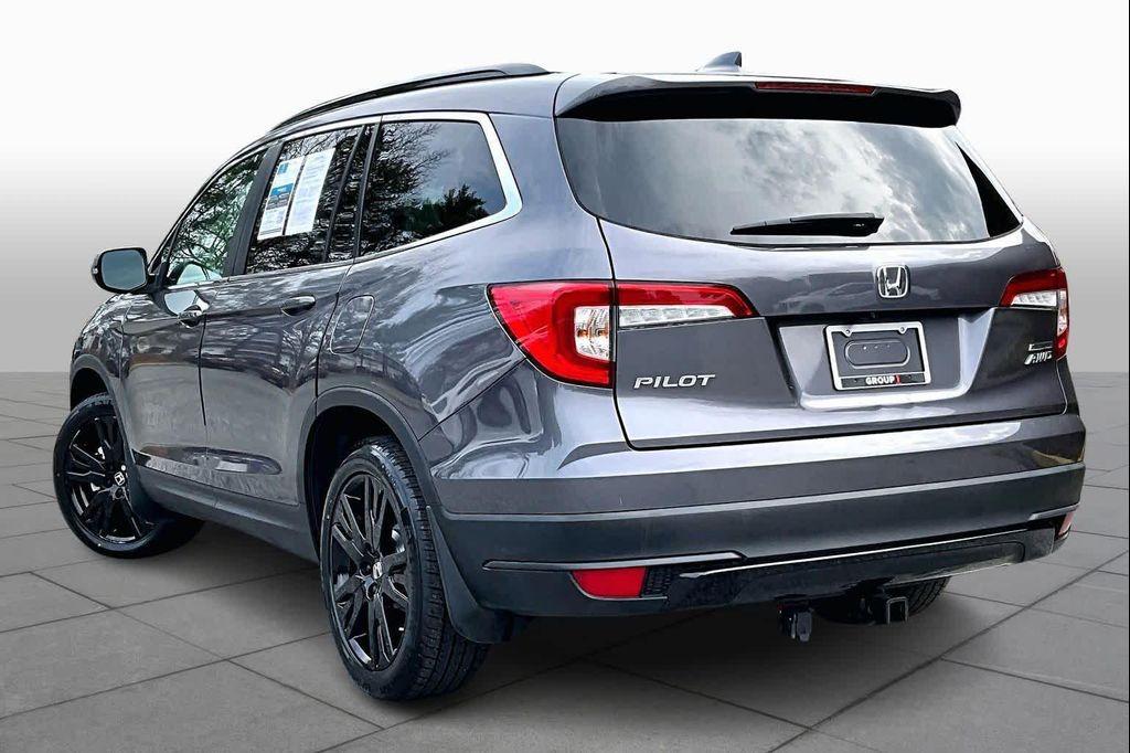 used 2022 Honda Pilot car, priced at $28,000