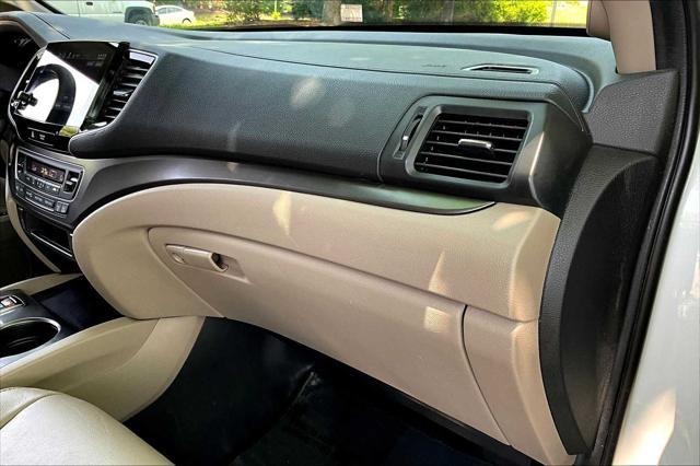used 2021 Honda Pilot car, priced at $28,276