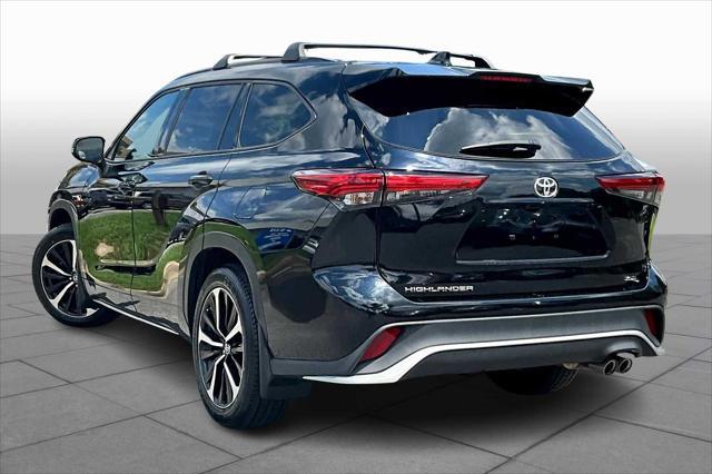 used 2023 Toyota Highlander car, priced at $38,537