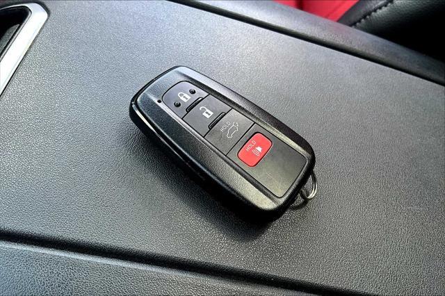 used 2023 Toyota Highlander car, priced at $38,537
