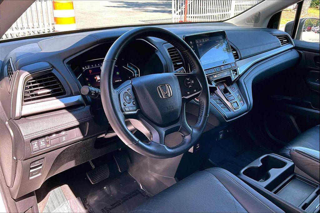 used 2023 Honda Odyssey car, priced at $35,000