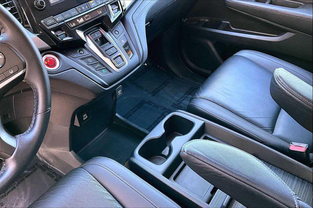 used 2023 Honda Odyssey car, priced at $35,000