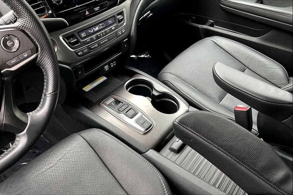 used 2023 Honda Passport car, priced at $31,900