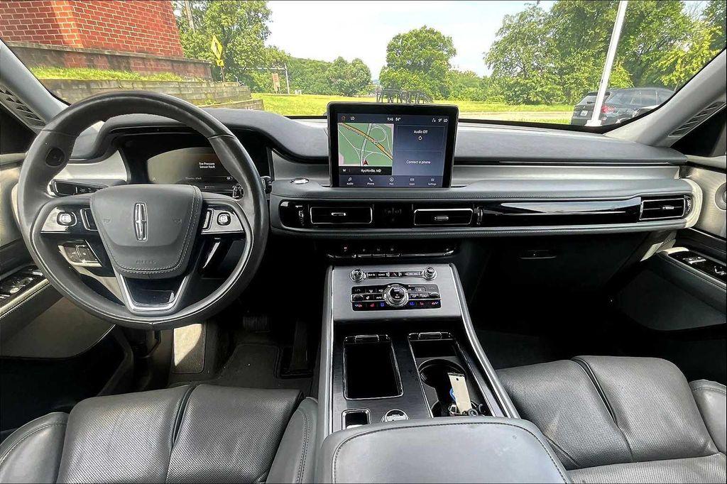 used 2020 Lincoln Aviator car, priced at $30,000