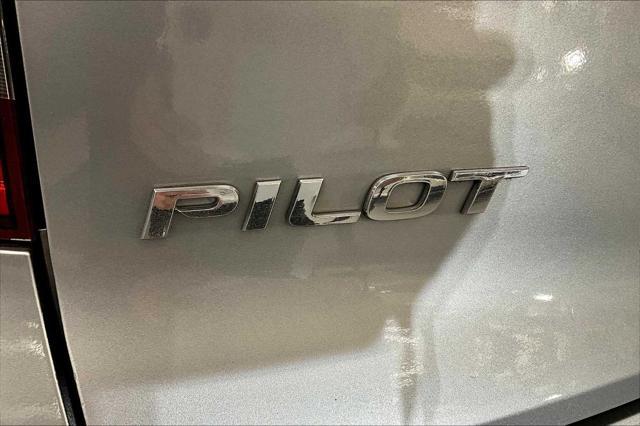 used 2020 Honda Pilot car, priced at $18,500