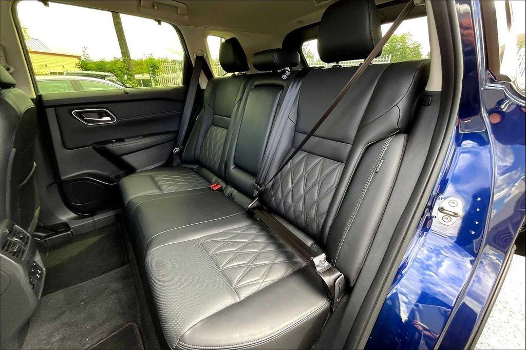 used 2024 Nissan Rogue car, priced at $34,628