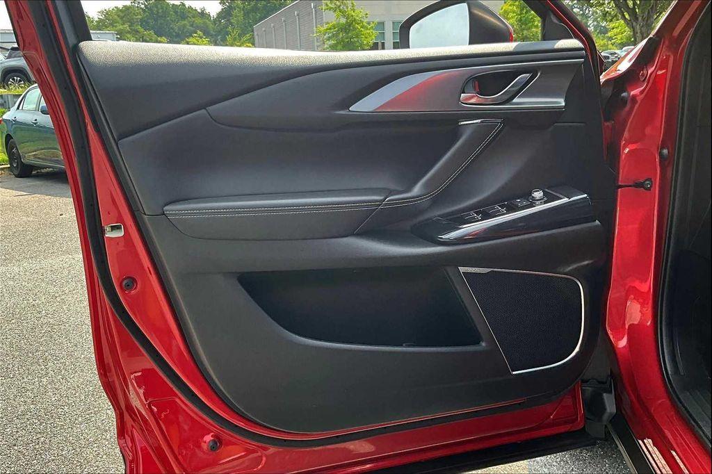 used 2022 Mazda CX-9 car, priced at $24,743