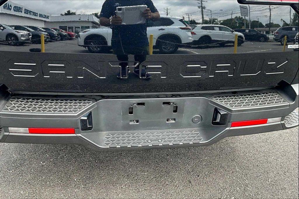 used 2024 Hyundai SANTA CRUZ car, priced at $25,133