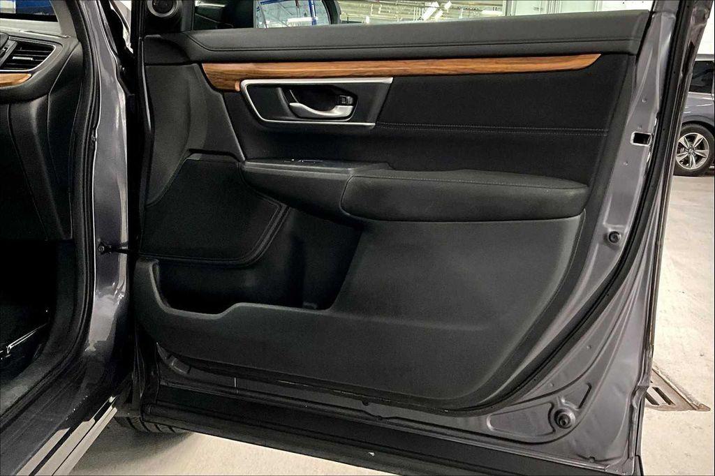 used 2019 Honda CR-V car, priced at $19,000