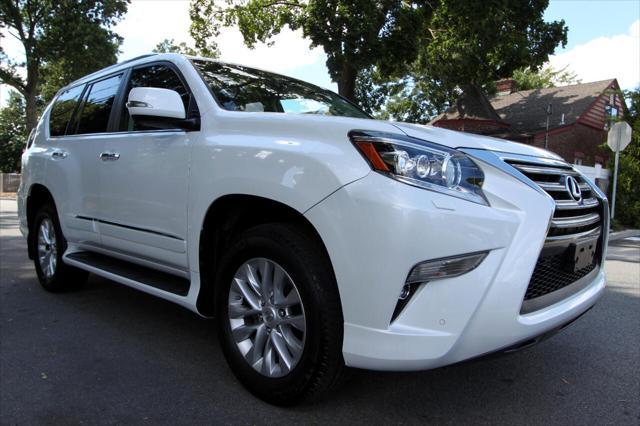 used 2019 Lexus GX 460 car, priced at $39,995