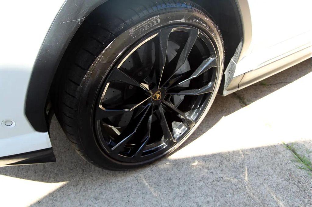 used 2019 Lamborghini Urus car, priced at $159,995