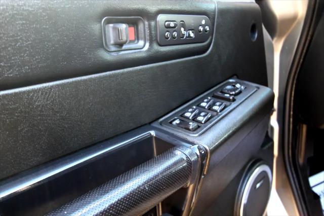 used 2006 Hummer H2 car, priced at $19,995