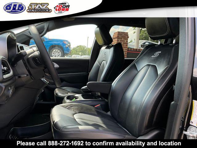 used 2023 Chrysler Pacifica Hybrid car, priced at $27,623