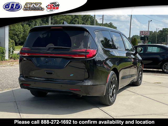 used 2023 Chrysler Pacifica Hybrid car, priced at $27,623