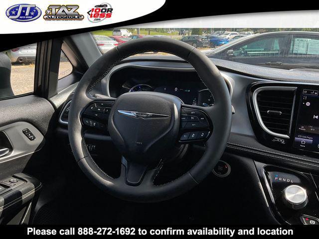 used 2023 Chrysler Pacifica Hybrid car, priced at $27,623