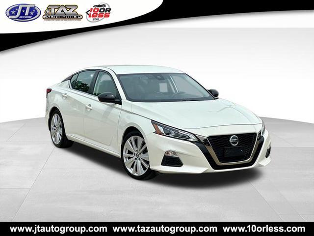 used 2022 Nissan Altima car, priced at $21,541