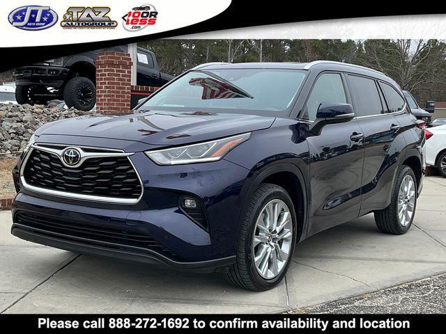 used 2020 Toyota Highlander car, priced at $32,496