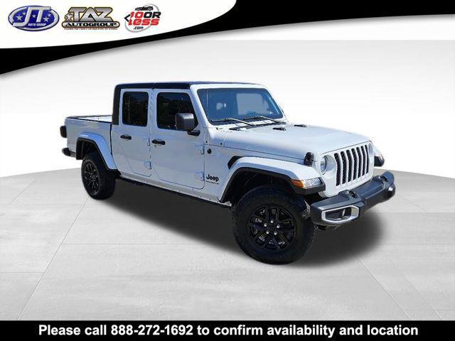 used 2023 Jeep Gladiator car, priced at $34,997