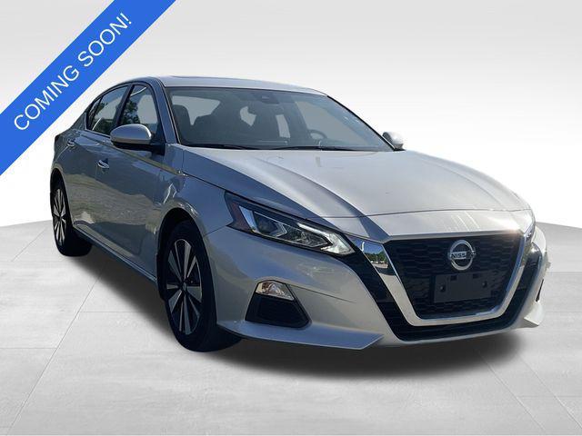 used 2022 Nissan Altima car, priced at $22,322