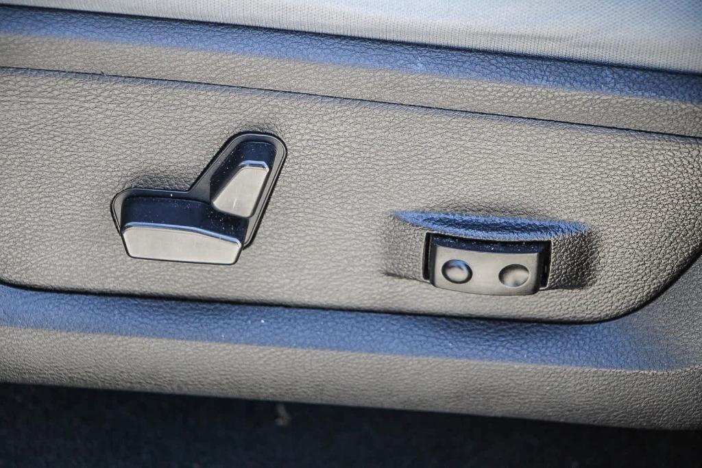 used 2019 Ram 1500 Classic car, priced at $26,780