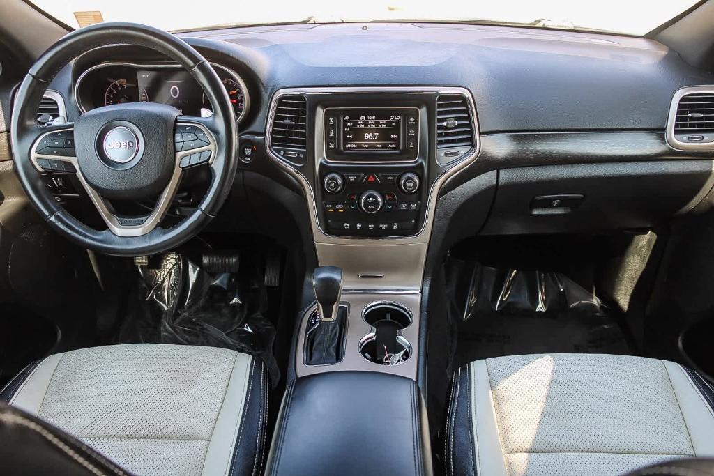 used 2017 Jeep Grand Cherokee car, priced at $11,977