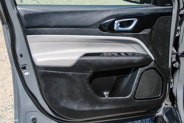 used 2023 Jeep Compass car, priced at $21,089