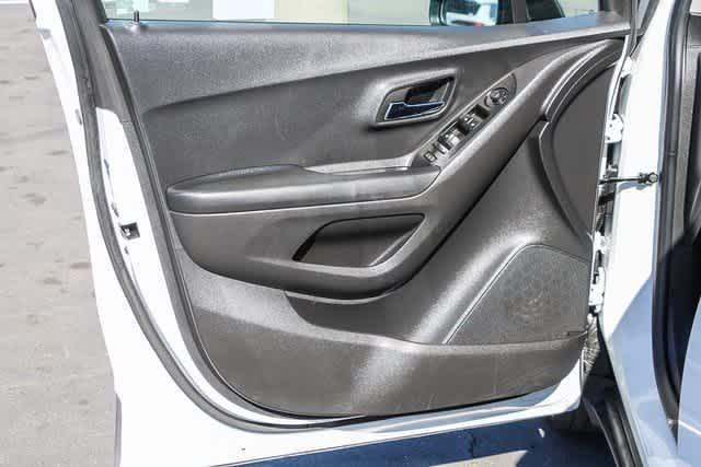 used 2022 Chevrolet Trax car, priced at $14,706