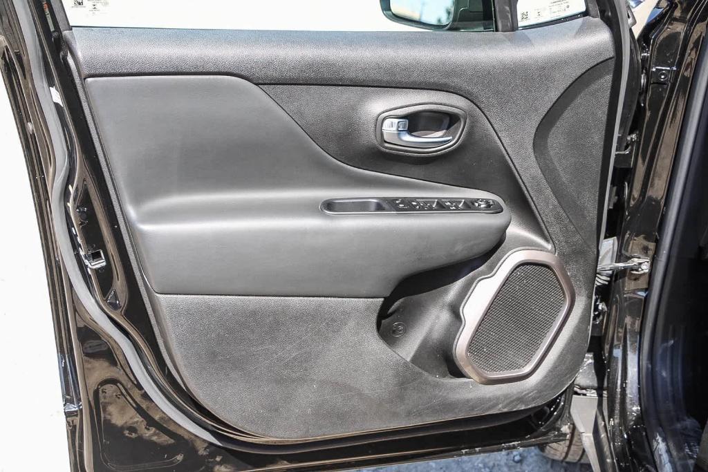 used 2022 Jeep Renegade car, priced at $20,282