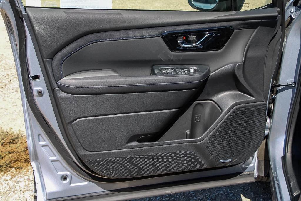 new 2025 Subaru Forester Hybrid car, priced at $43,909