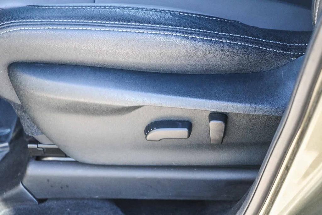 used 2022 Subaru Ascent car, priced at $26,271