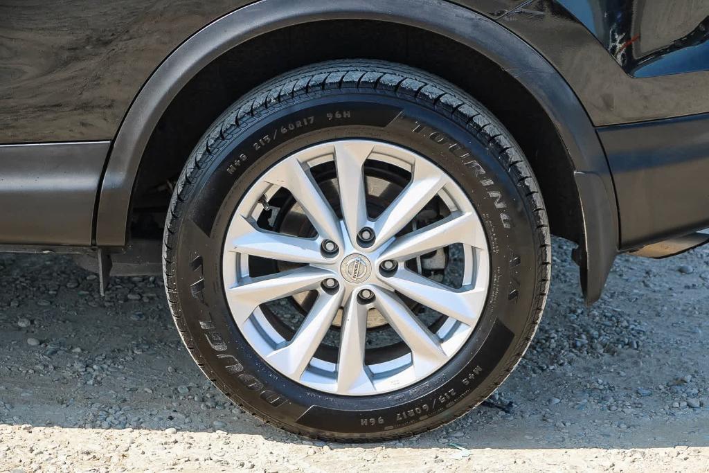 used 2018 Nissan Rogue Sport car, priced at $15,657