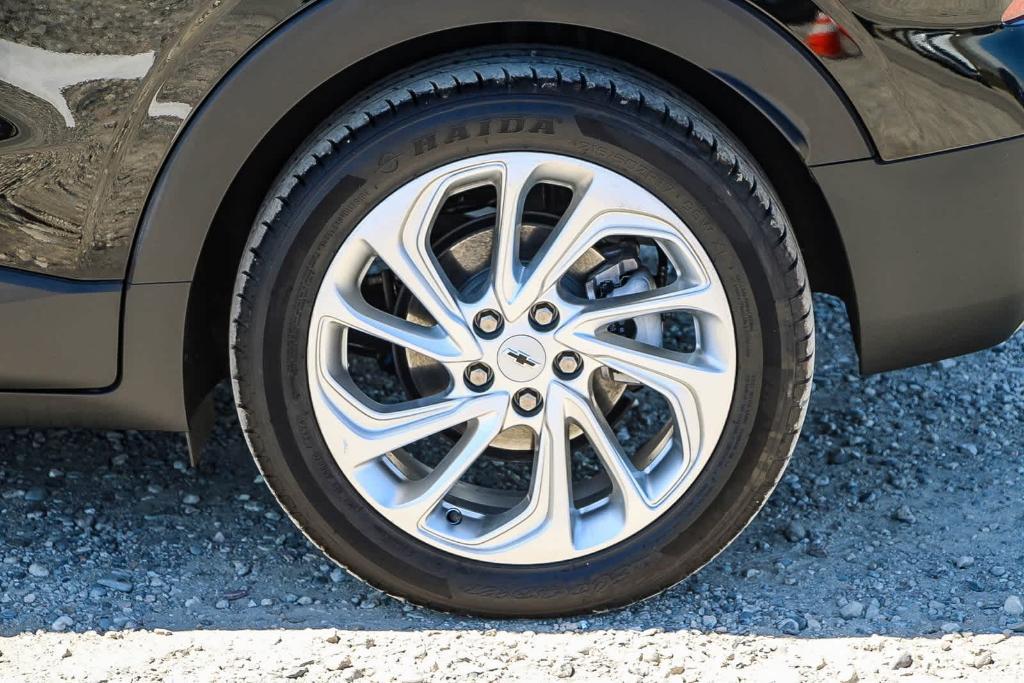 used 2023 Chevrolet Bolt EUV car, priced at $22,860