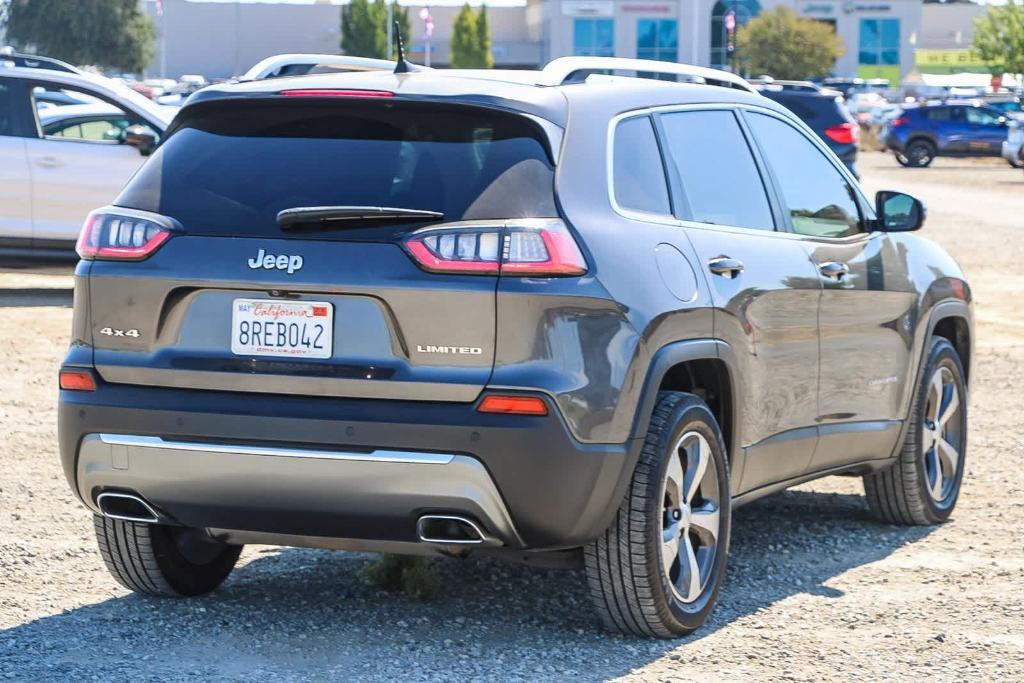 used 2019 Jeep Cherokee car, priced at $17,384