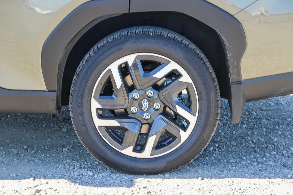 new 2025 Subaru Forester car, priced at $40,082