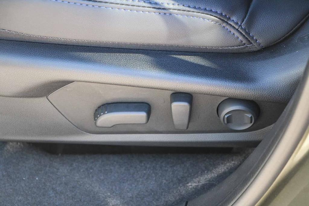 new 2025 Subaru Forester car, priced at $40,082