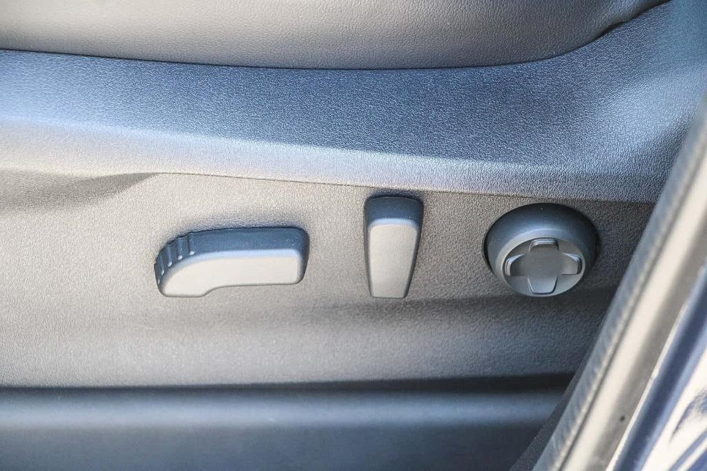 new 2025 Subaru Ascent car, priced at $47,157
