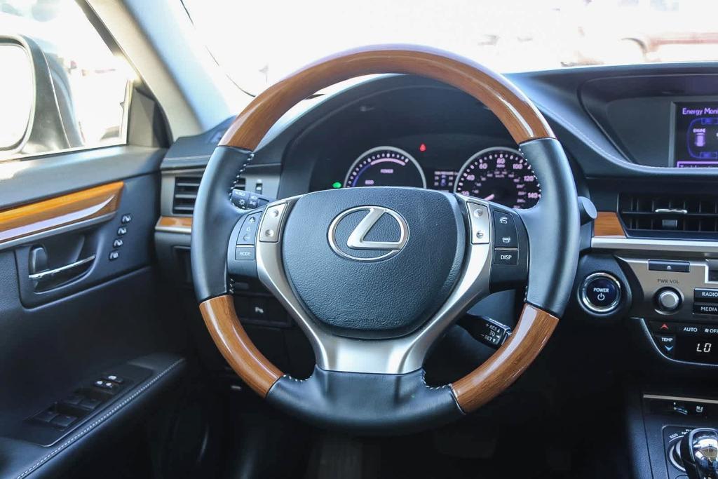 used 2014 Lexus ES 300h car, priced at $18,248