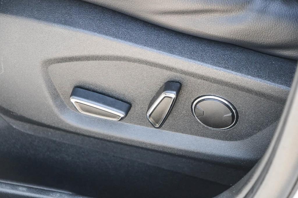 used 2018 Ford Edge car, priced at $14,520