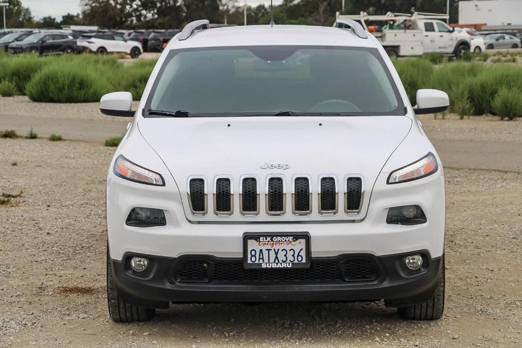 used 2018 Jeep Cherokee car, priced at $10,495