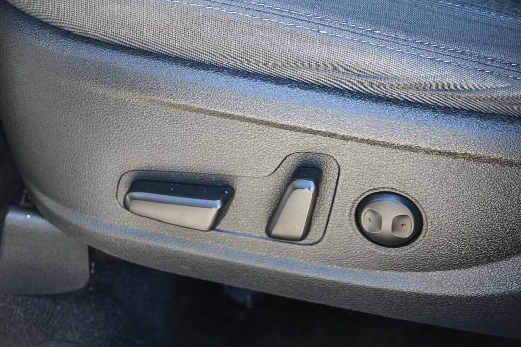 used 2023 Hyundai Santa Fe car, priced at $21,667