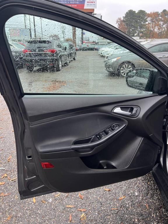 used 2016 Ford Focus car, priced at $3,599