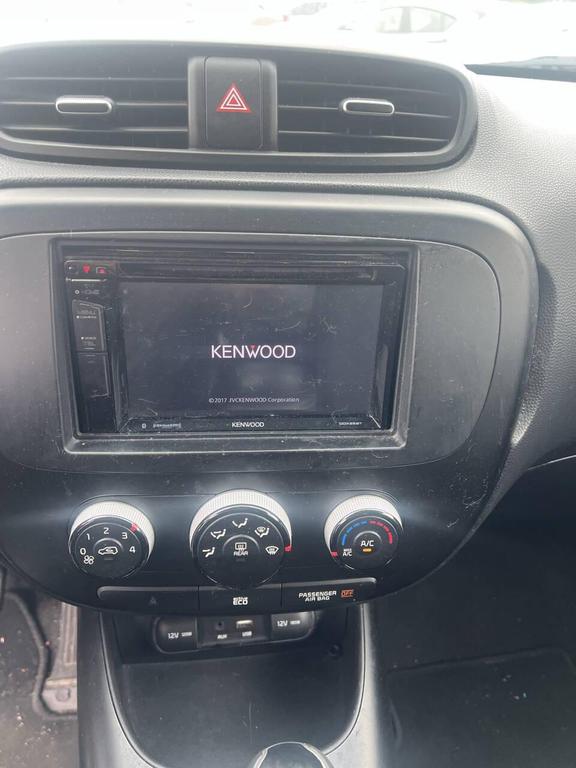 used 2015 Kia Soul car, priced at $4,995