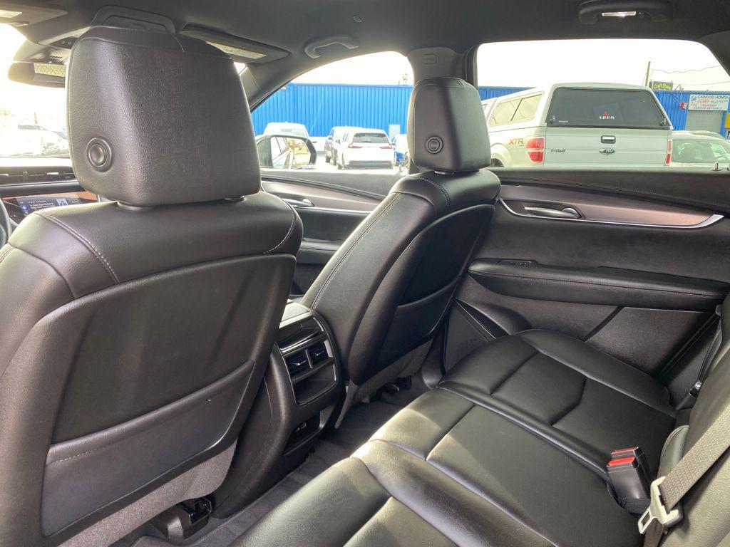 used 2021 Cadillac XT5 car, priced at $22,411