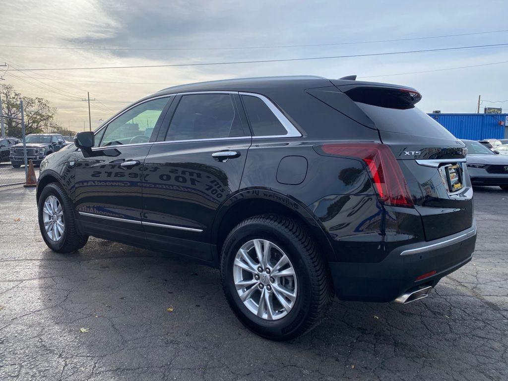 used 2021 Cadillac XT5 car, priced at $22,411