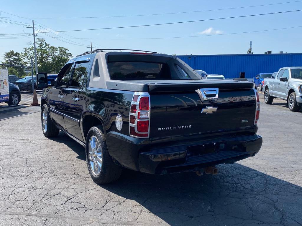 used 2010 Chevrolet Avalanche car, priced at $8,689
