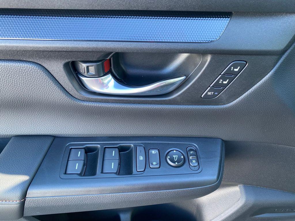 new 2026 Honda CR-V Hybrid car, priced at $40,560